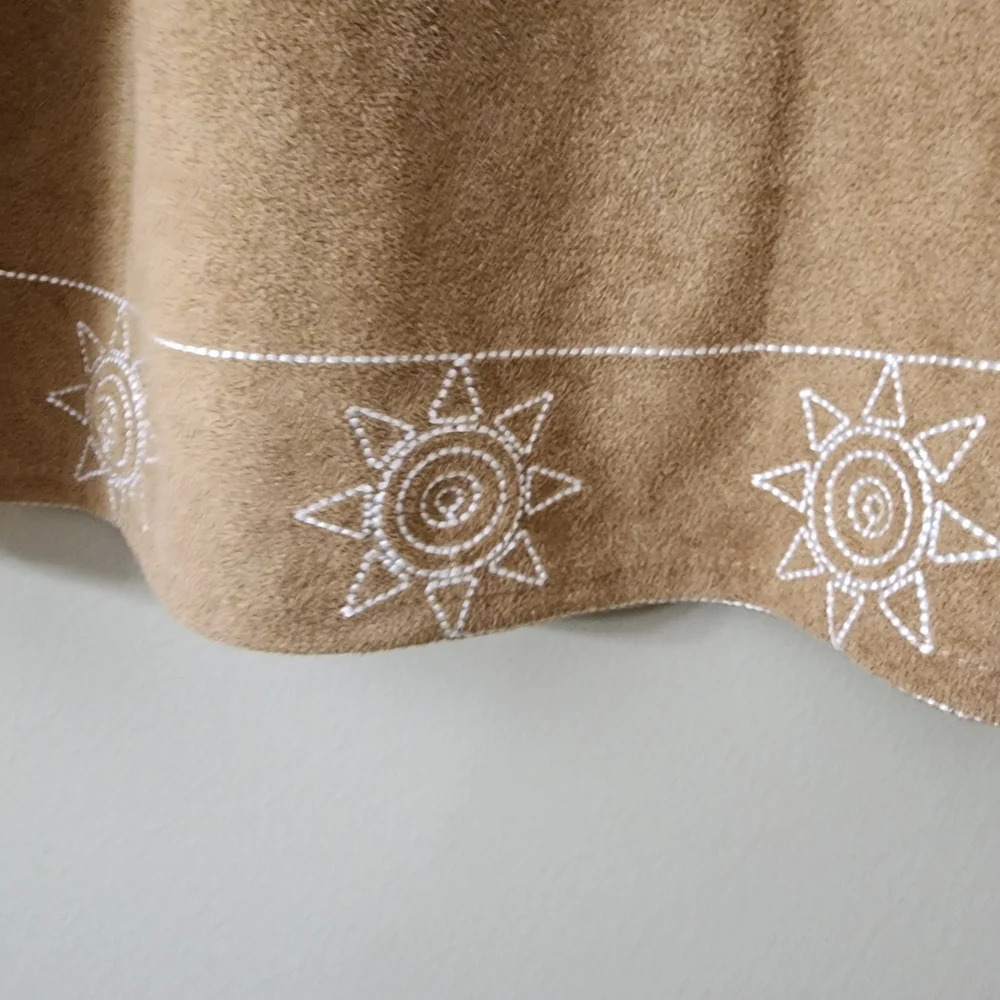 Lulus size M ornamental tan embroidered suede mini skirt - Picture 6 of 8